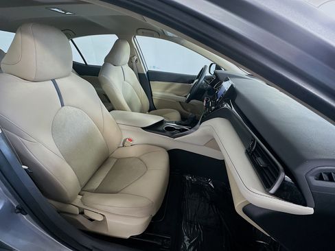 Used 2023 Toyota Camry LE image 28