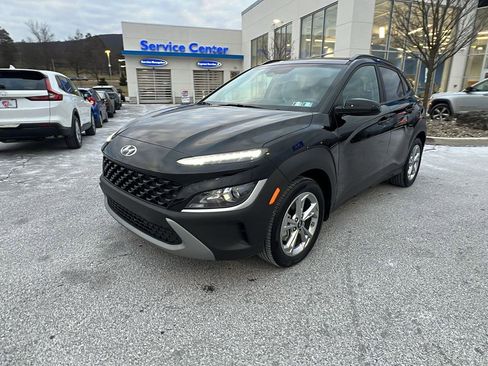 Used 2023 Hyundai Kona SEL w/ Cargo Package image 8