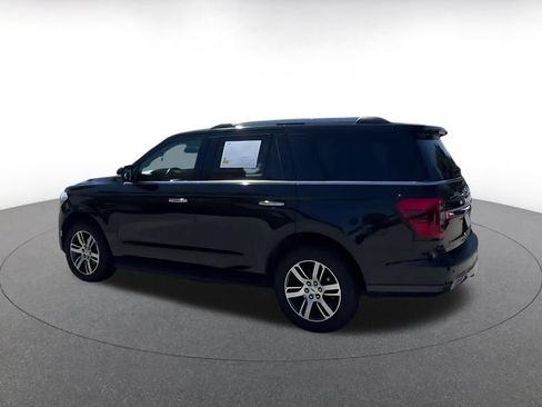 Used 2024 Ford Expedition Limited AWD/4WD image 9