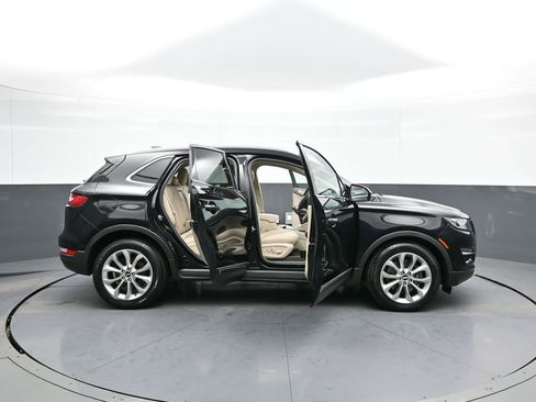 Used 2019 Lincoln MKC Select w/ Select Plus Package image 42