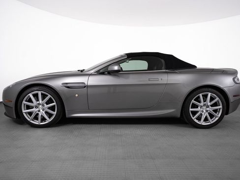 Used 2012 Aston Martin V8 Vantage Roadster RWD image 44