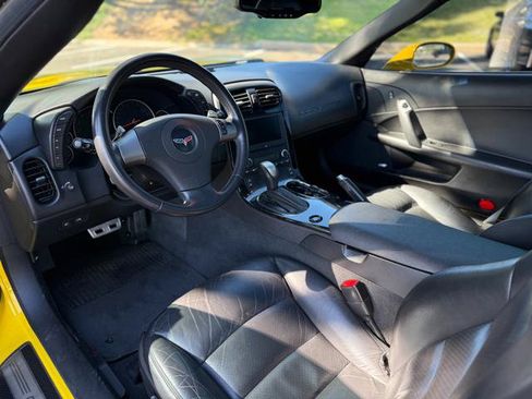 Used 2008 Chevrolet Corvette Coupe w/ Preferred Equipment Group RWD image 16