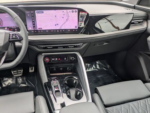 New 2026 Audi SQ5 Premium Plus AWD/4WD image 6