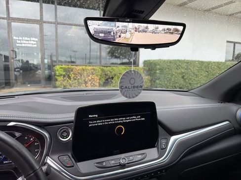 Certified 2023 Chevrolet Blazer RS w/ Driver Confidence II Package image 8