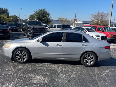 Used 2005 Honda Accord LX image 4