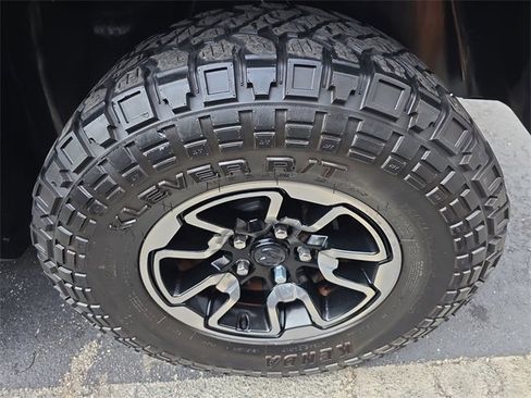 Used 2018 RAM 1500 Rebel w/ Luxury Group image 8