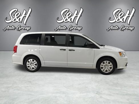 Used 2019 Dodge Grand Caravan SE FWD image 22