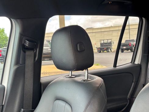 Used 2021 Mercedes-Benz GLB 250 image 13