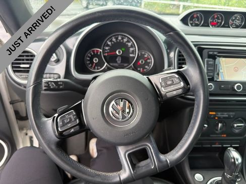 Used 2012 Volkswagen Beetle 2.0T FWD image 9
