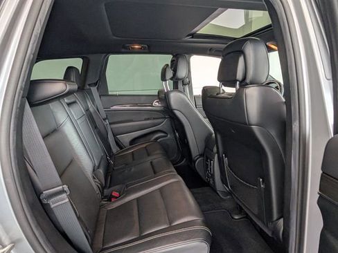 Used 2014 Jeep Grand Cherokee Overland w/ Advanced Technology Group image 15