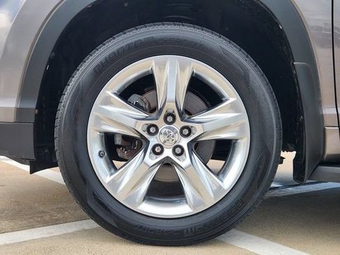 Used 2015 Toyota Highlander Limited FWD image 10