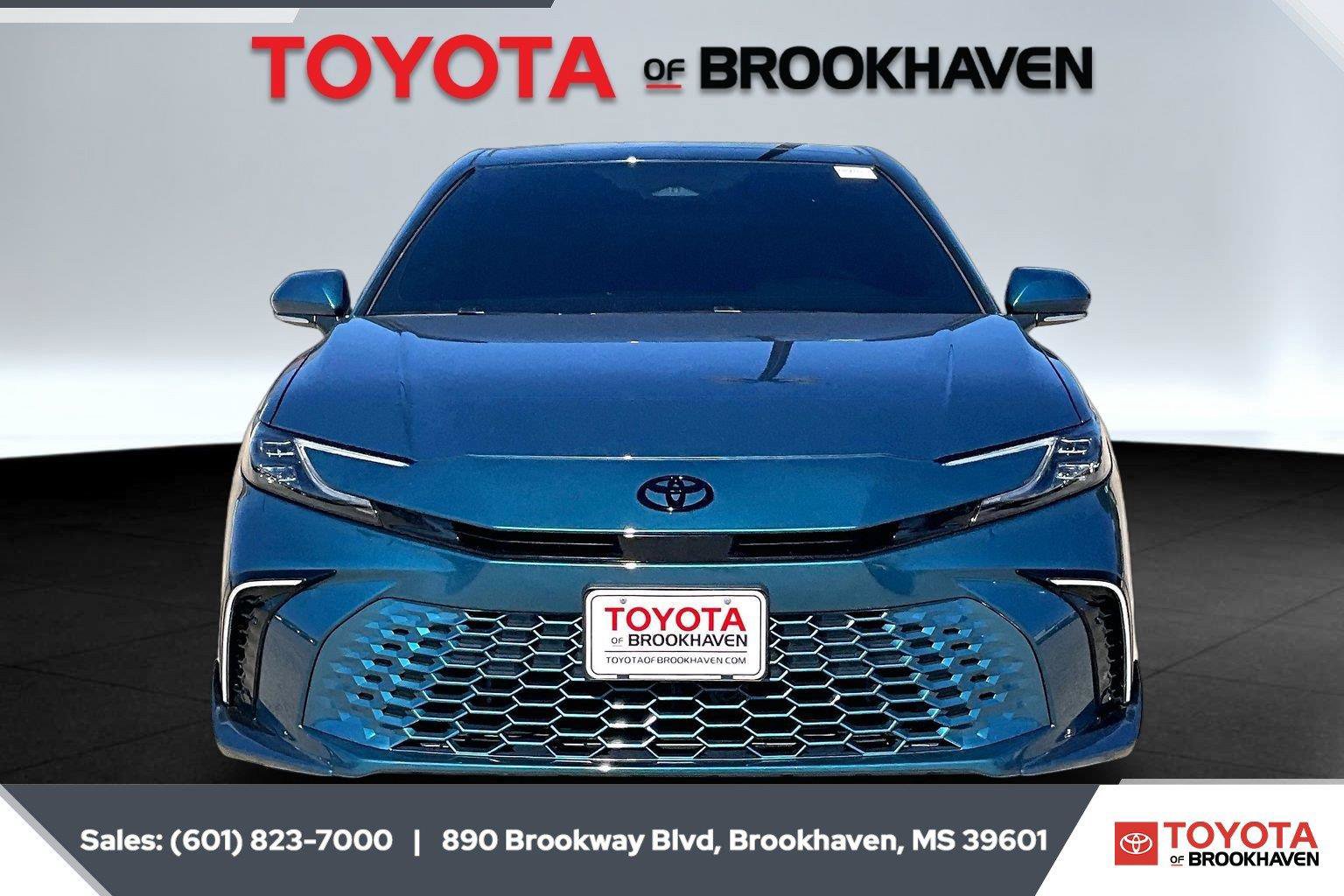Used 2026 Toyota Camry XSE FWD image 3