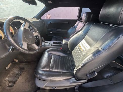 Used 2009 Dodge Challenger R/T image 21