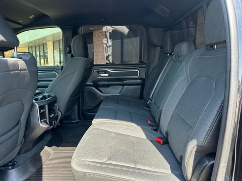 Used 2021 RAM 1500 Big Horn AWD/4WD image 14