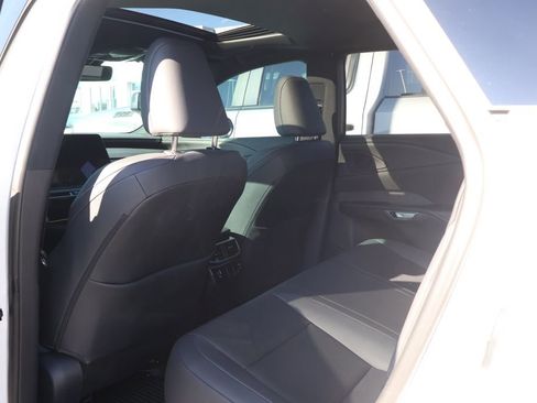 Used 2025 Lexus RX 350 Premium w/ Convenience Package image 31