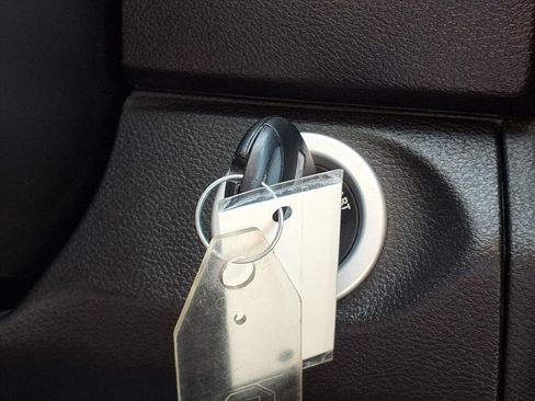 Used 2024 RAM 1500 Classic SLT image 19