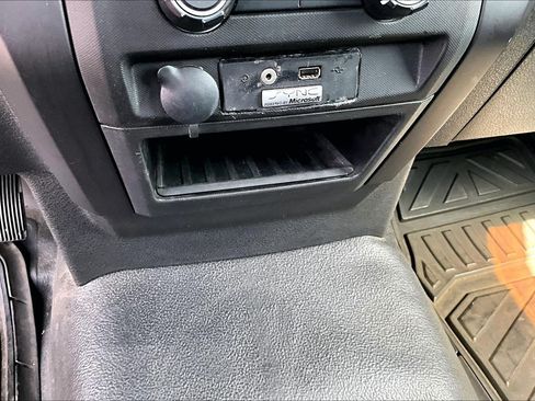 Used 2013 Ford F150 XL w/ Mid Equipment Group RWD image 29