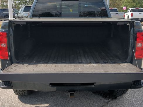 Used 2018 Chevrolet Silverado 1500 LT w/ All Star Edition image 23