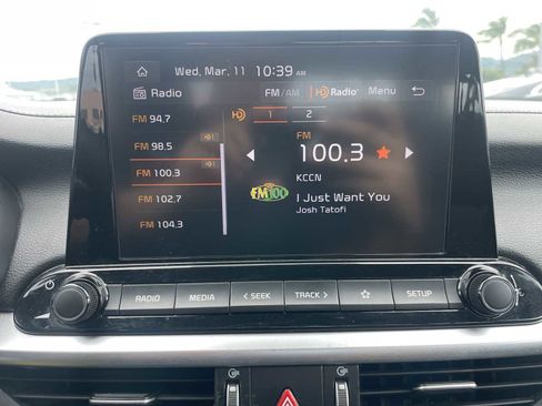 Used 2023 Kia Forte LXS image 12