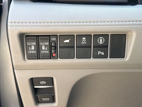 Used 2021 Honda Odyssey Touring image 29