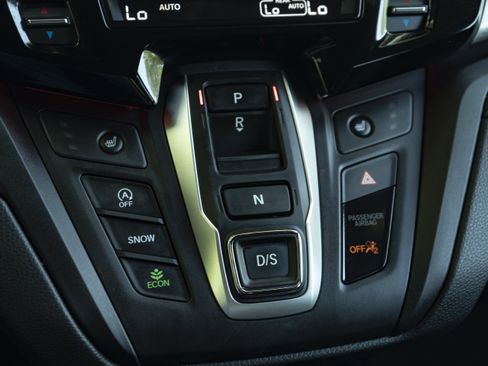 Used 2025 Honda Odyssey Sport-L image 30
