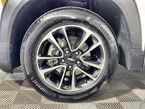 Used 2024 Chevrolet TrailBlazer LT image 12