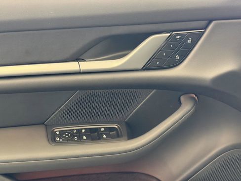 Certified 2025 Porsche Taycan image 14