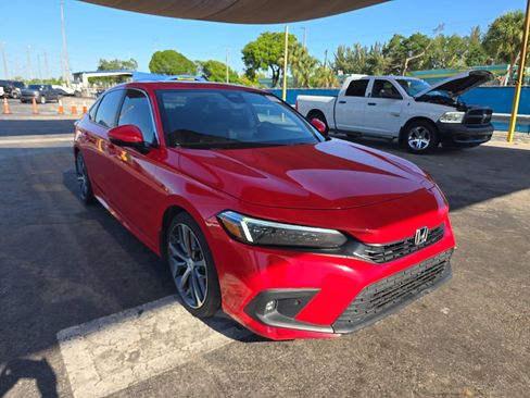 Used 2023 Honda Civic Touring image 4