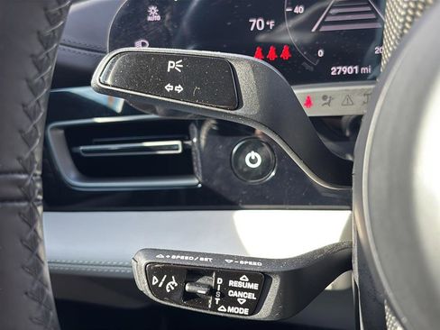 Used 2021 Porsche Taycan 4S image 33