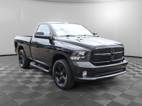 Used 2017 RAM 1500 Express w/ Black Ram 1500 Express Group AWD/4WD image 10