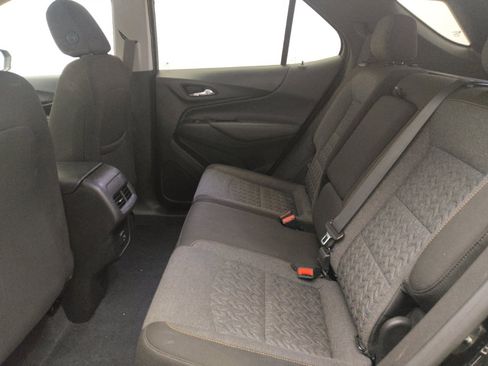 Used 2023 Chevrolet Equinox LT w/ Driver Convenience Package image 18