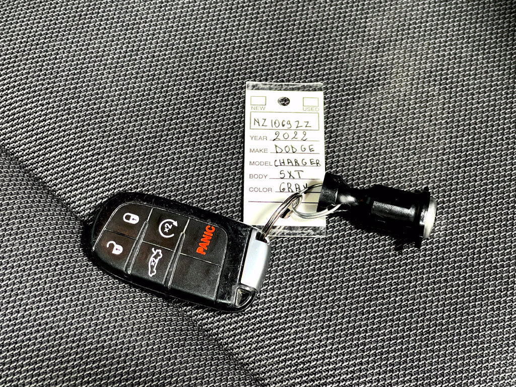 Used 2022 Dodge Charger SXT AWD/4WD image 38