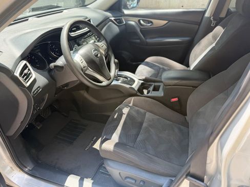 Used 2015 Nissan Rogue SV AWD/4WD image 7