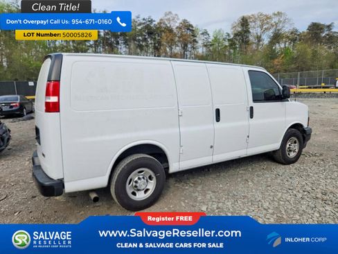 Used 2020 Chevrolet Express 3500 w/ Driver Convenience Package RWD image 4