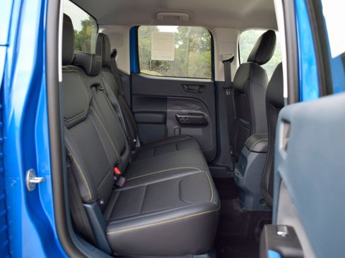 New 2025 Ford Maverick Lobo image 22