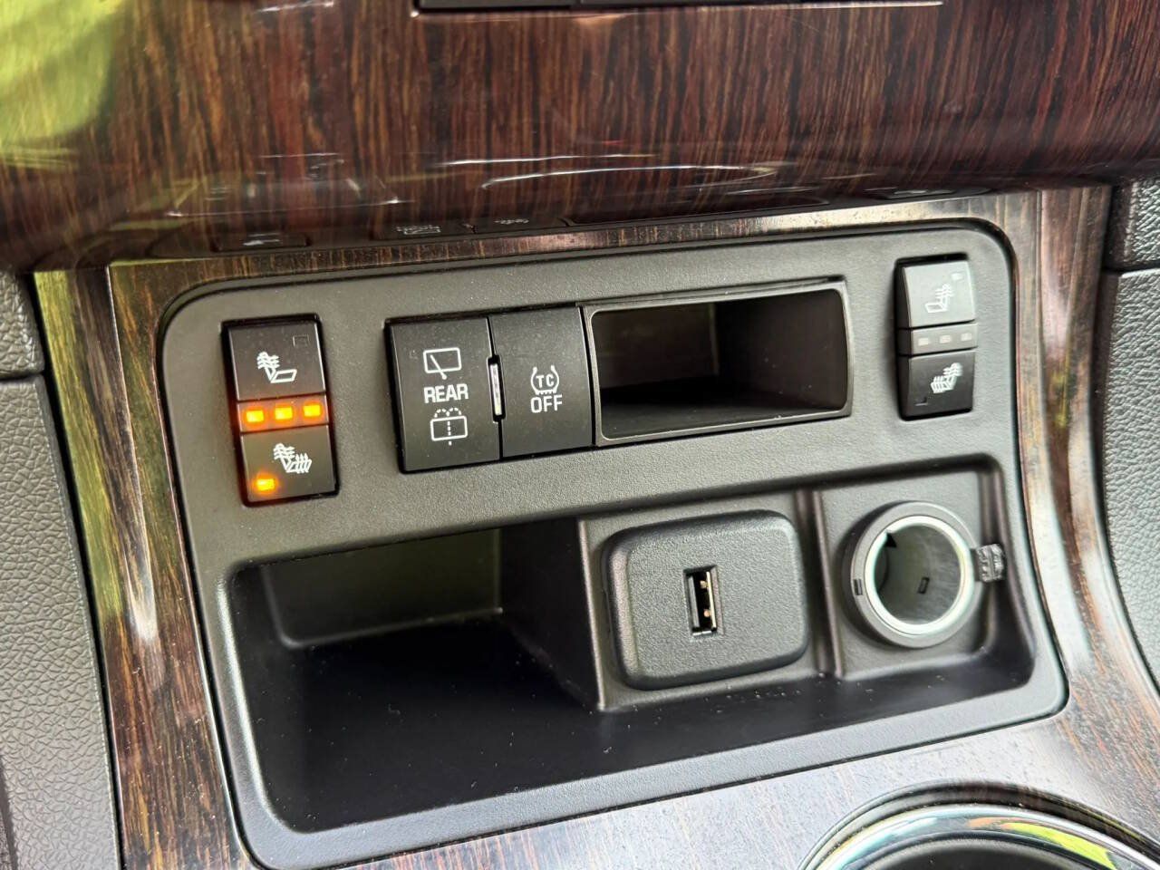 Used 2015 Chevrolet Traverse LT FWD image 14