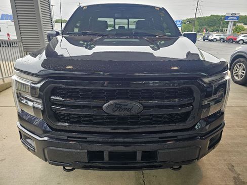 Used 2025 Ford F150 Lariat w/ Equipment Group 502A High AWD/4WD image 8