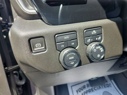 Used 2022 Chevrolet Silverado 1500 LT image 26