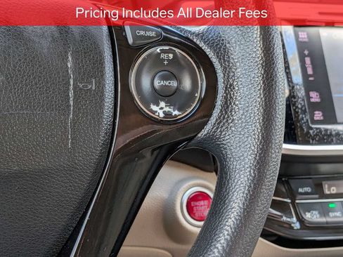 Used 2017 Honda Accord EX image 25