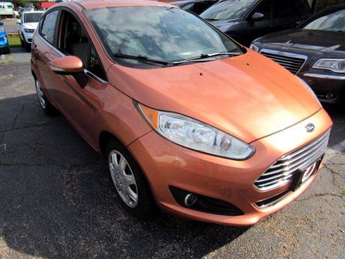 Used 2017 Ford Fiesta Titanium image 1