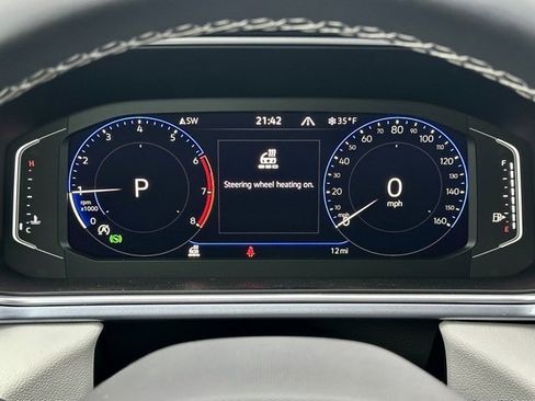 New 2026 Volkswagen Taos SEL image 34