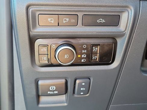 Certified 2023 Ford F150 Lariat AWD/4WD image 18