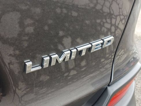 Used 2019 Jeep Cherokee Limited w/ Trailer Tow Group AWD/4WD image 29