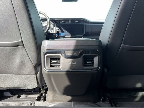 Used 2023 GMC Sierra 1500 AT4 image 14