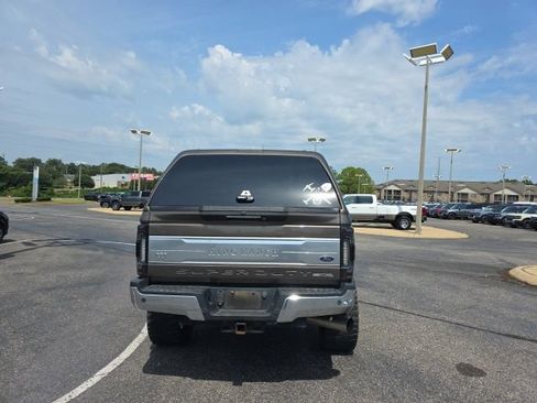 Used 2017 Ford F250 King Ranch w/ King Ranch Ultimate Package AWD/4WD image 4