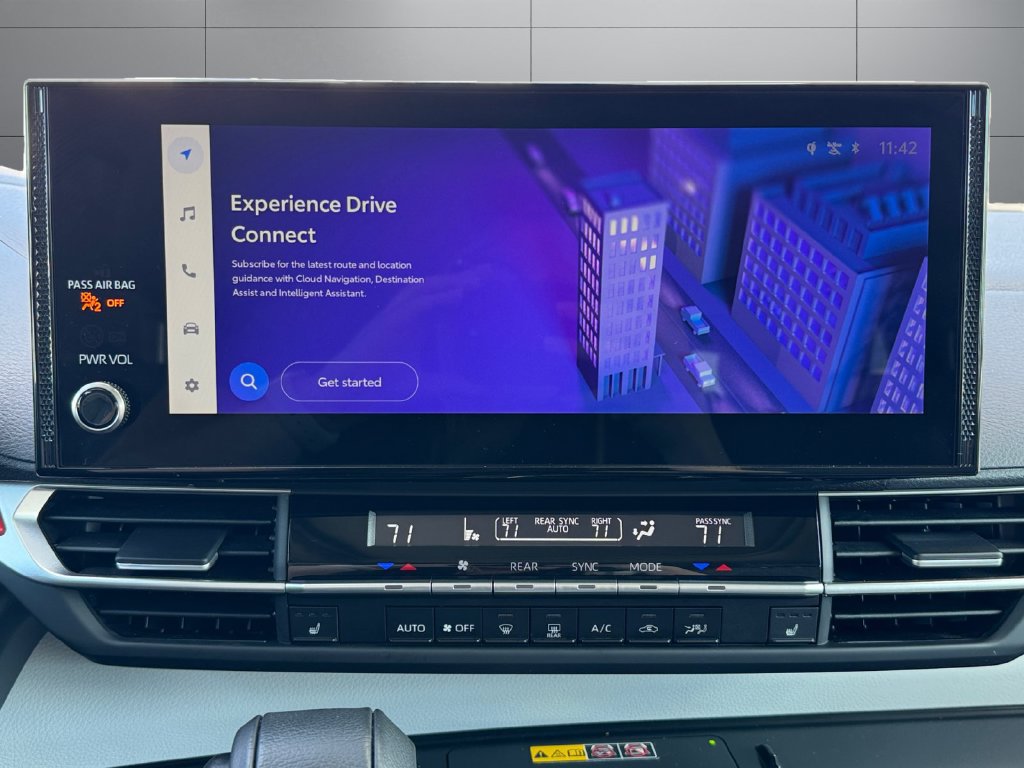 Certified 2025 Toyota Sienna XLE AWD/4WD image 21