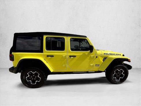 Used 2022 Jeep Wrangler Unlimited Rubicon 4xe w/ Cold Weather Group AWD/4WD image 5