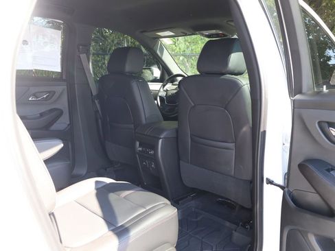 Certified 2023 Chevrolet Traverse RS w/ LPO, Floor Liner Package image 49
