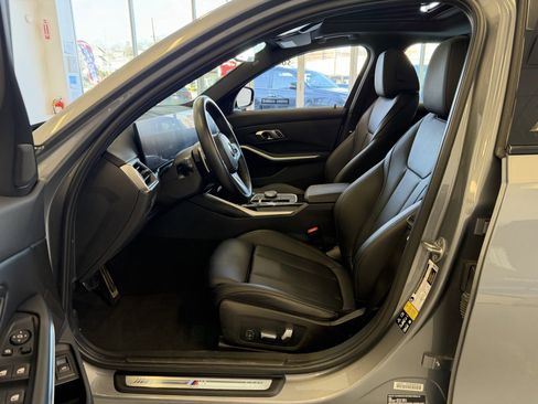 Used 2023 BMW 330i xDrive Sedan w/ M Sport Package image 38