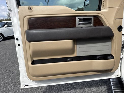 Used 2012 Ford F150 Lariat w/ Lariat Plus Pkg image 11